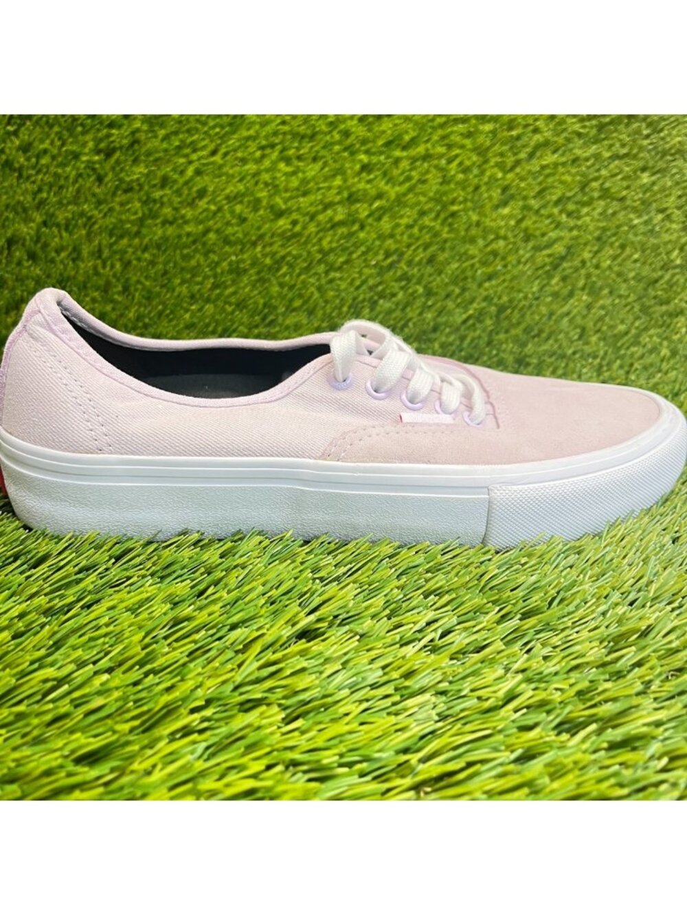 Vans Authentic 44 LX Mens Size 7.5 Pink White Athletic Skate Shoes Sneakers